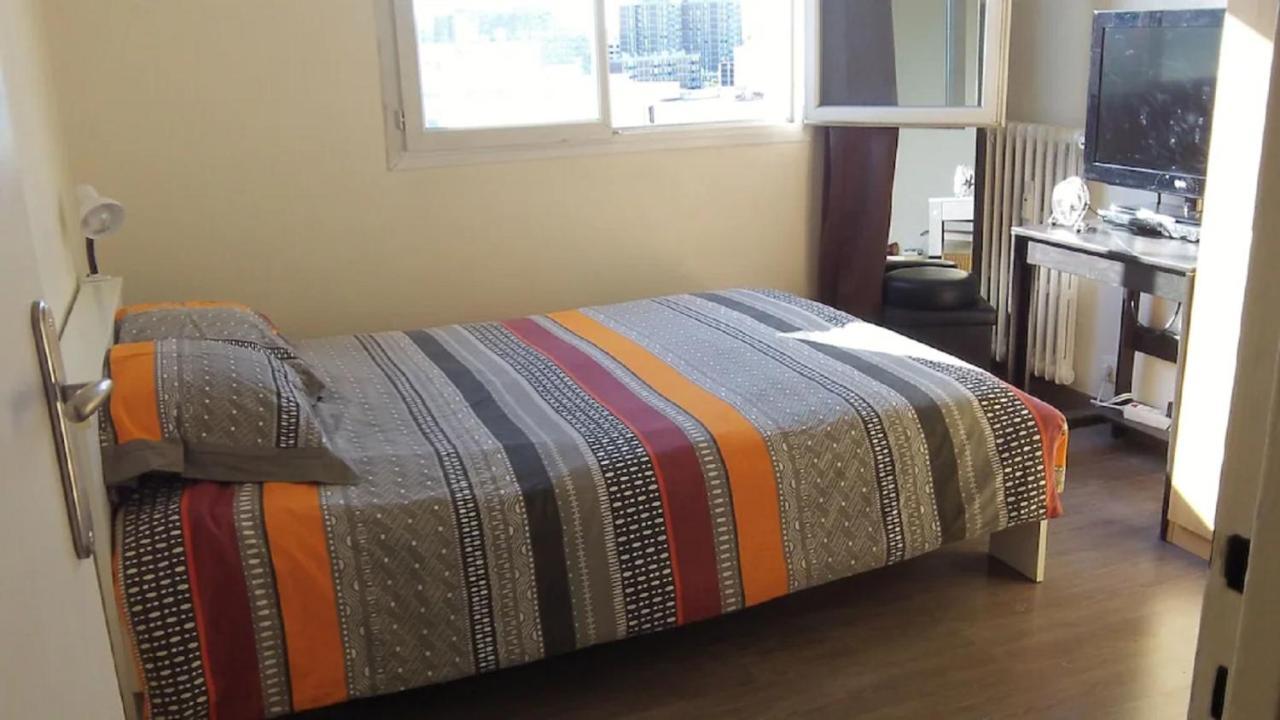 Paris Porte D'Italie - Chambre A Louer Avec Parking Et Vue Sur Paris Le Kremlin-Bicêtre Eksteriør billede